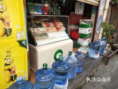 連屏礦泉水鋪 桶裝水配送服務(wù) 連屏礦泉水鋪 - 珠海市桶裝水站